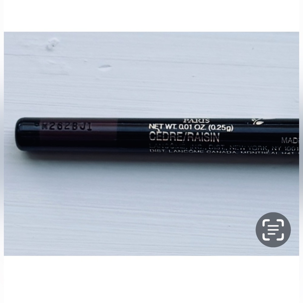 **NEW* - LANCOME  Lip Contour (Cedre/Raisin) - **RARE &  DISCONTINUED** - Picture 2 of 4